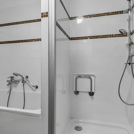 Connect * Μπρατισλάβα